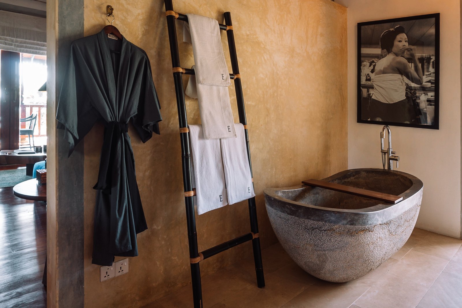 Ramaya Suite III